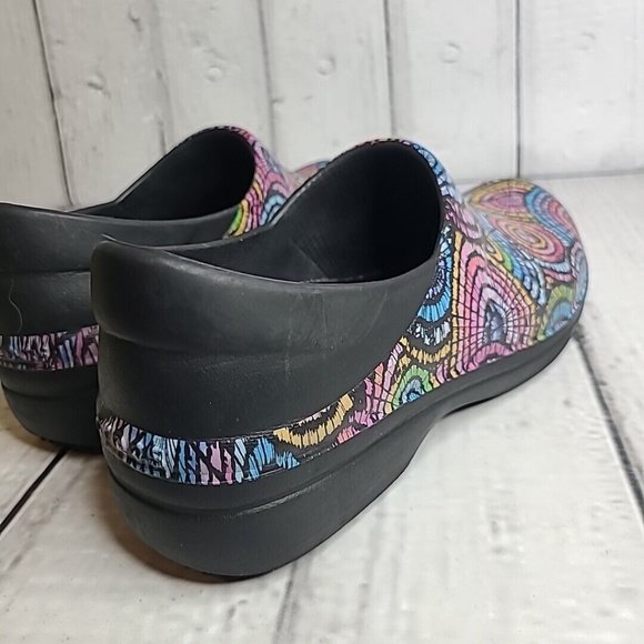 Crocs Neria Pro II Womens Size 8 Rubber Slip On Nursing Work Clogs Shoes Black - Picture 5 of 12